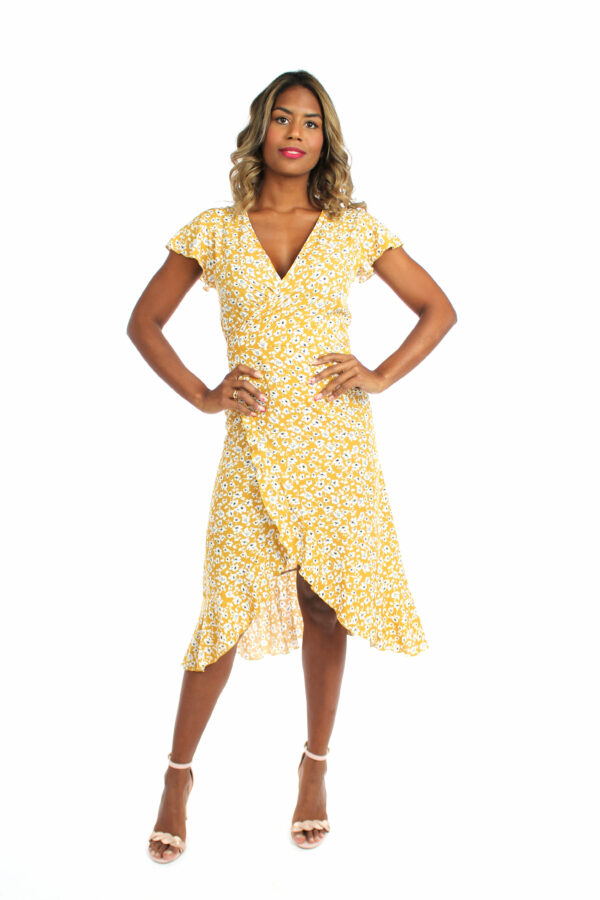 LA.LUKA Berlin – Wickelkleid gelb Blumen